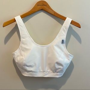 CW-X Stabilyx Running Bra- style 165106- Size 36D- white